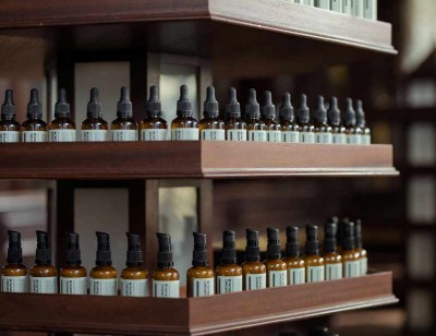 Подробнее о Дистриб'юторам косметики та обладнання