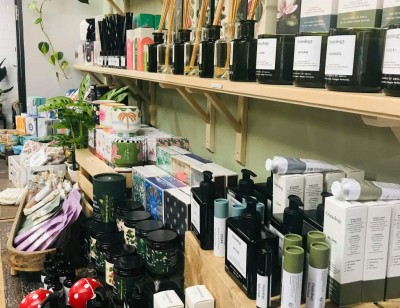 Докладніше про Як продавати косметику в магазині